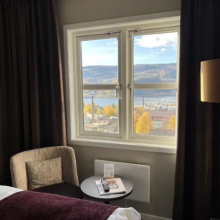 Ξενοδοχείο Aksjemollen - By Classic Norway 4*