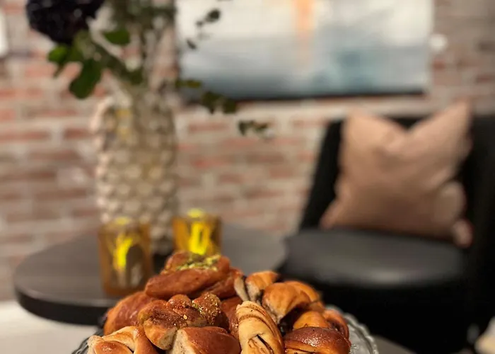 Aksjemollen - By Classic Norway فندق 4*