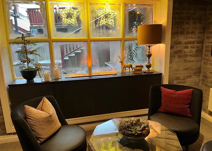 Aksjemollen - By Classic Norway فندق 4*